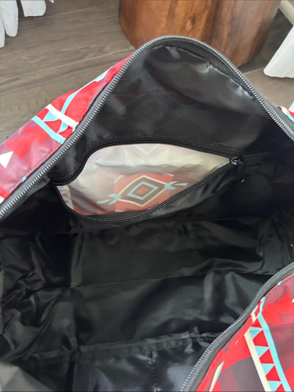 Calin Collection polyester light travel,zip top/interior & side pocket, light
